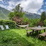 Mouilles - 113m2 Jardin Calme Garage Bar Centre * Chamonix Mont Blanc