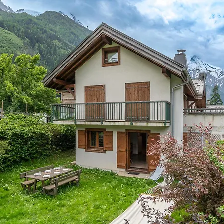 Apartment Mouilles - 113m2 Jardin Calme Garage Bar Centre Chamonix